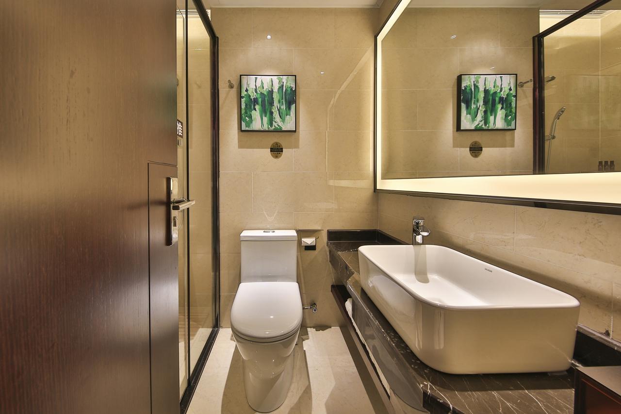 Fancy Hotel Shenzhen Dış mekan fotoğraf